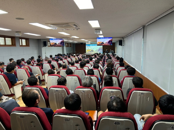 안전운전 및 교통관련법규 전병협 강사 사진